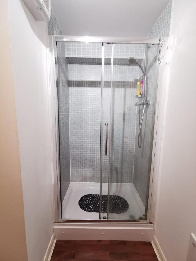 Modern 2 Bedrooms Flat Near Citycentre Sleep For 6 Appartement Édimbourg